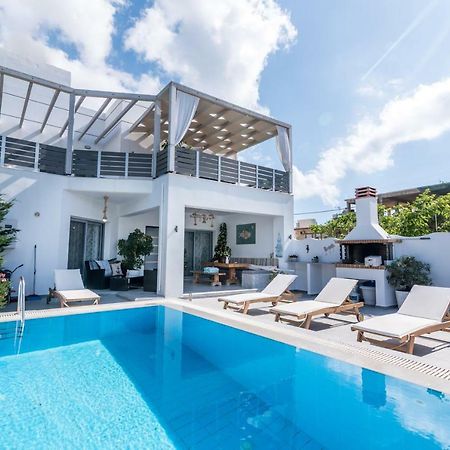 Villa Iceberg Kalamaki  Bagian luar foto