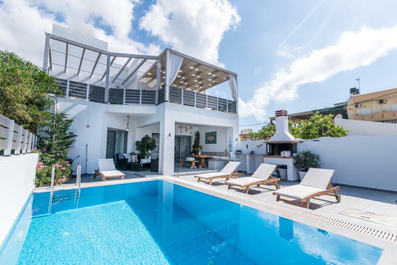 Villa Iceberg Kalamaki  Bagian luar foto