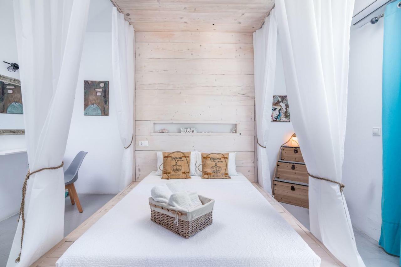 Villa Iceberg Kalamaki  Bagian luar foto